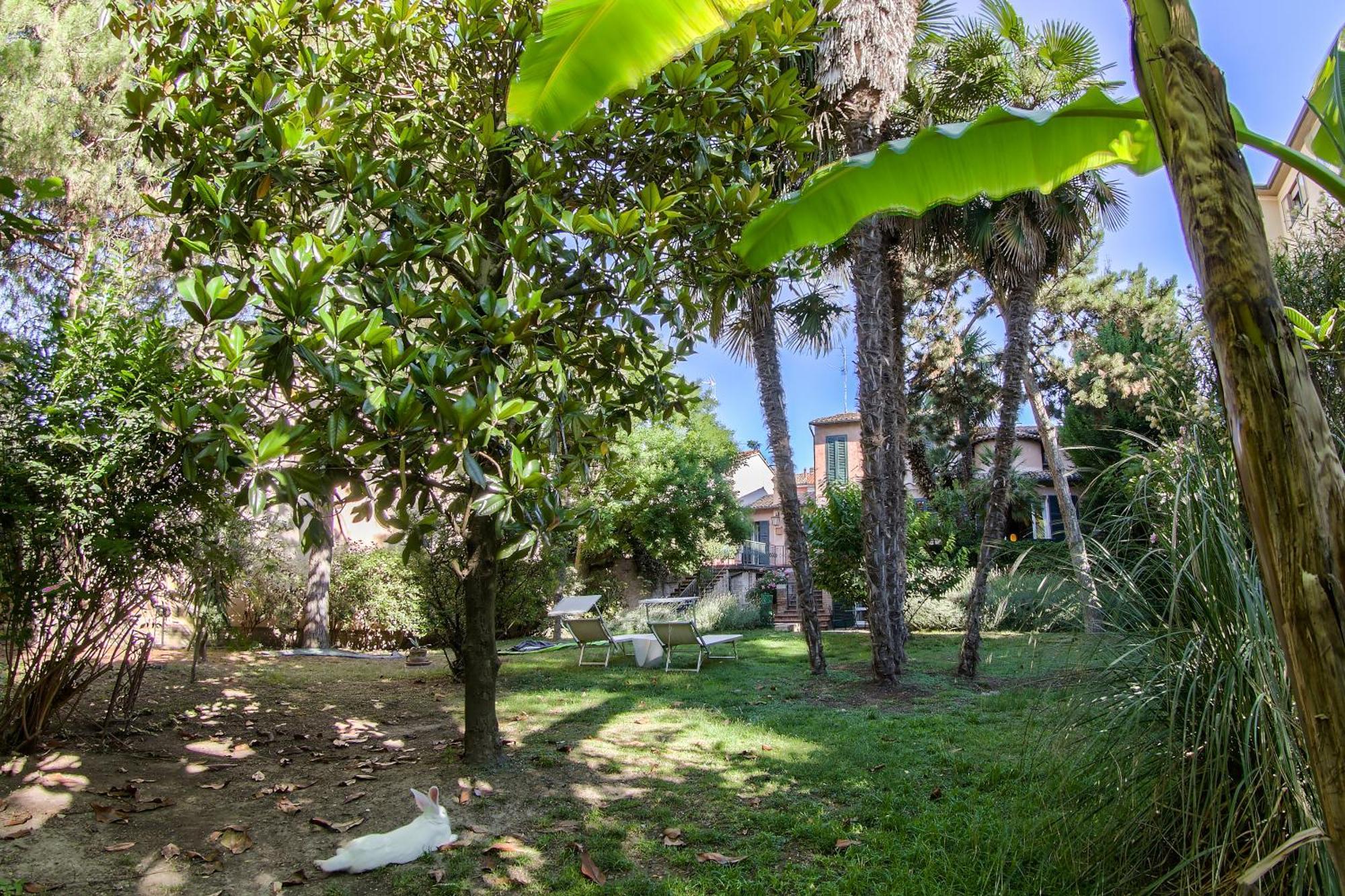 Acomodação com café da manhã  Ai Giardini Di San Vitale 3*